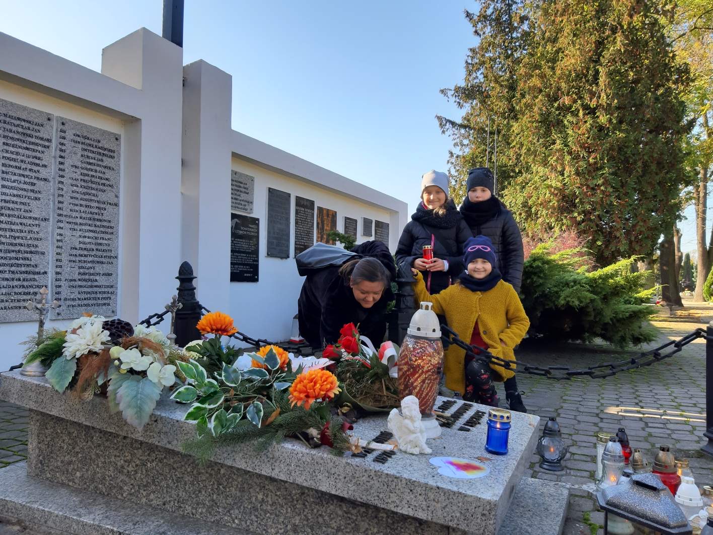Kliknij, aby powiększyć fotkę.
