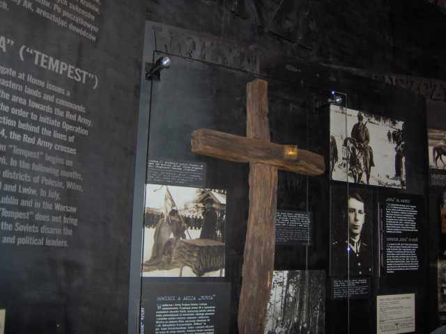 Kliknij, aby powiększyć fotkę.