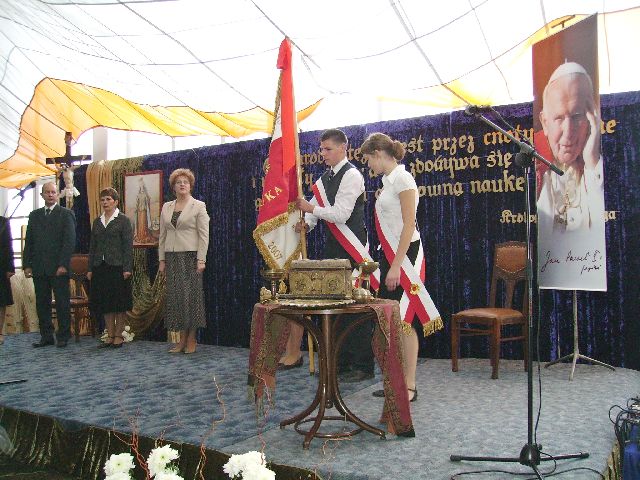 Kliknij, aby powiększyć fotkę.