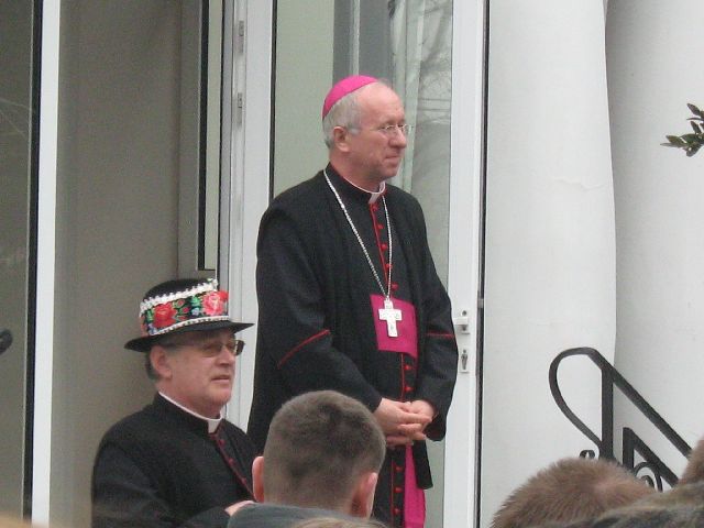 Kliknij, aby powiększyć fotkę.