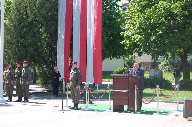 Kliknij, aby powiększyć fotkę.