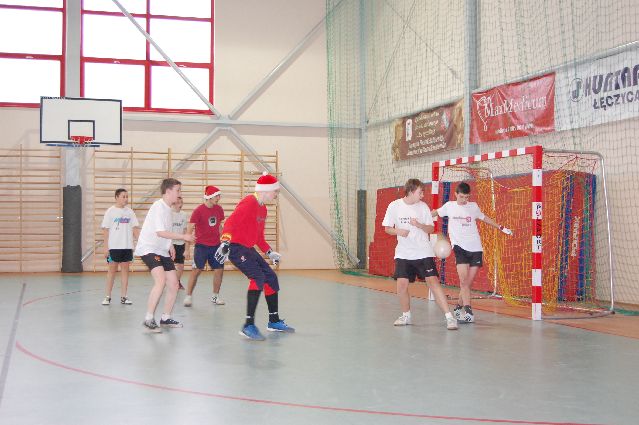 Kliknij, aby powiększyć fotkę.