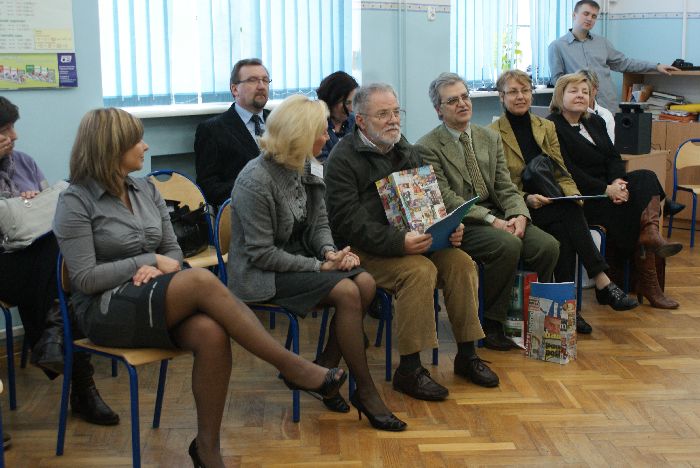Kliknij, aby powiększyć fotkę.