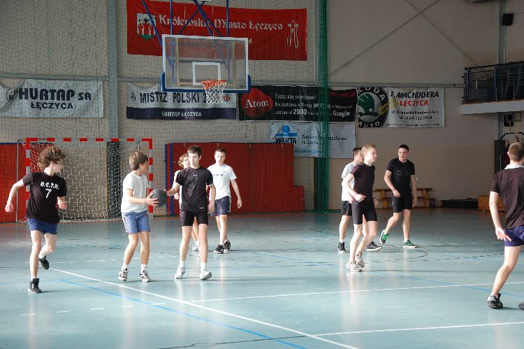 Kliknij, aby powiększyć fotkę.
