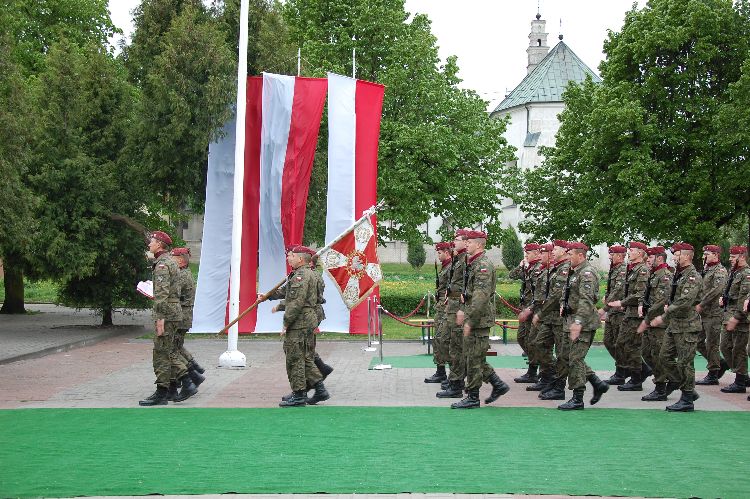 Kliknij, aby powiększyć fotkę.