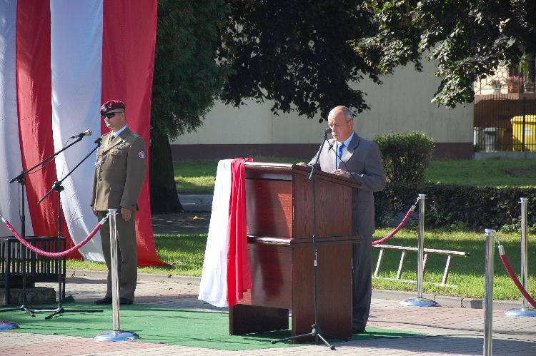 Kliknij, aby powiększyć fotkę.