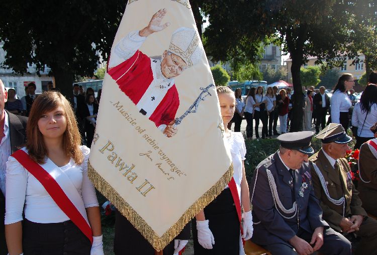 Kliknij, aby powiększyć fotkę.