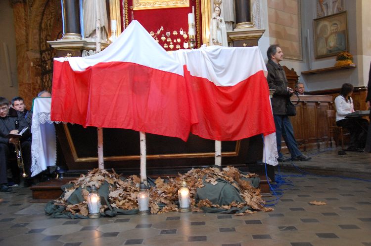 Kliknij, aby powiększyć fotkę.