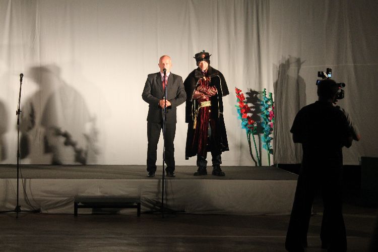 Kliknij, aby powiększyć fotkę.