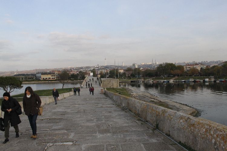 Kliknij, aby powiększyć fotkę.