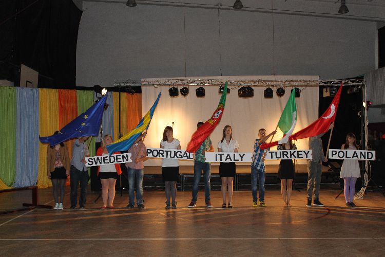 Kliknij, aby powiększyć fotkę.