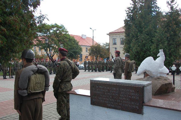 Kliknij, aby powiększyć fotkę.