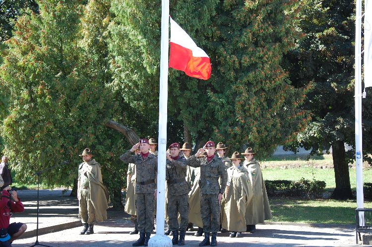 Kliknij, aby powiększyć fotkę.