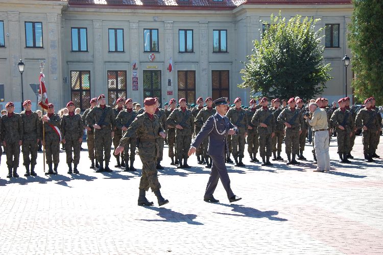 Kliknij, aby powiększyć fotkę.
