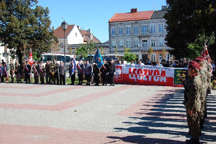 Kliknij, aby powiększyć fotkę.