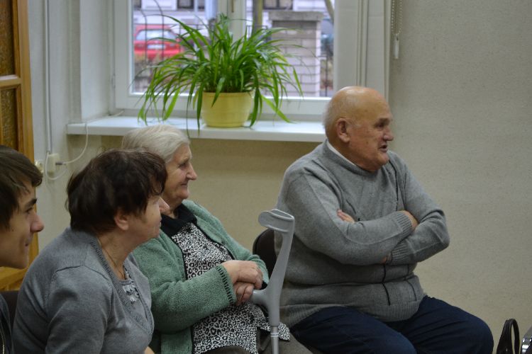 Kliknij, aby powiększyć fotkę.