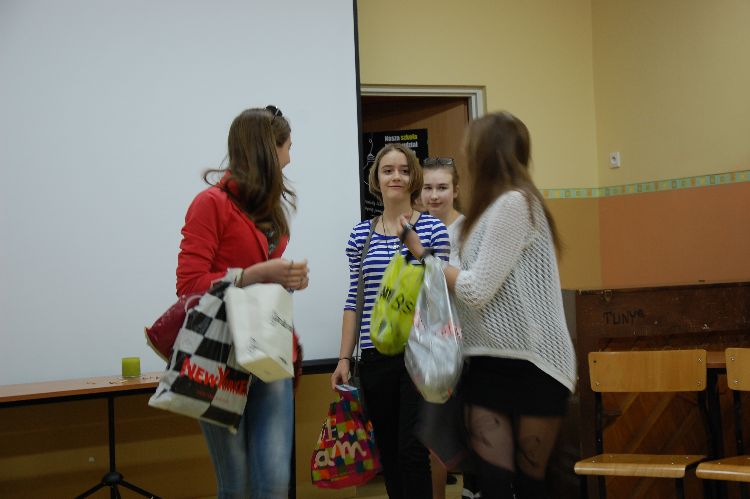 Kliknij, aby powiększyć fotkę.