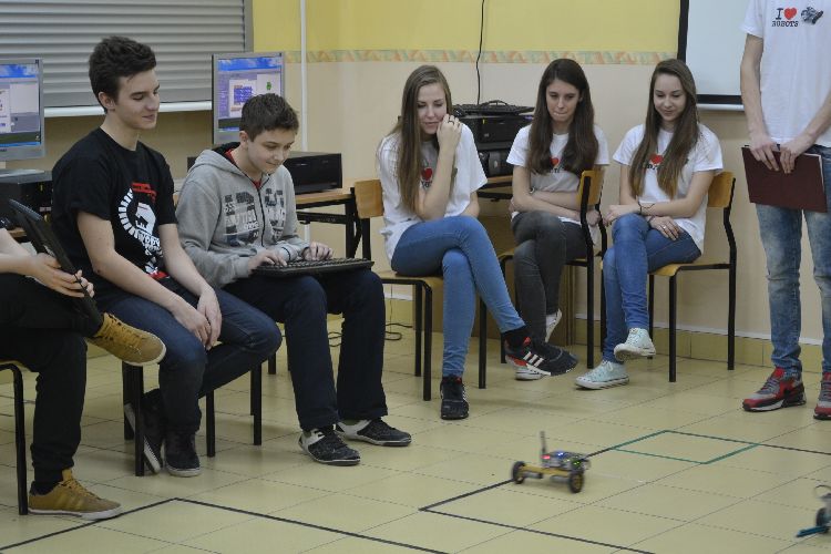 Kliknij, aby powiększyć fotkę.