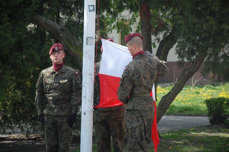 Kliknij, aby powiększyć fotkę.