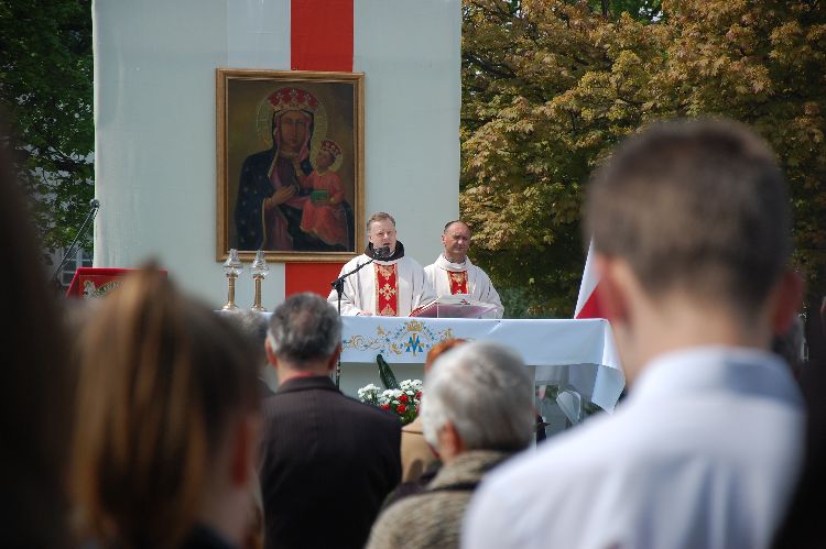 Kliknij, aby powiększyć fotkę.