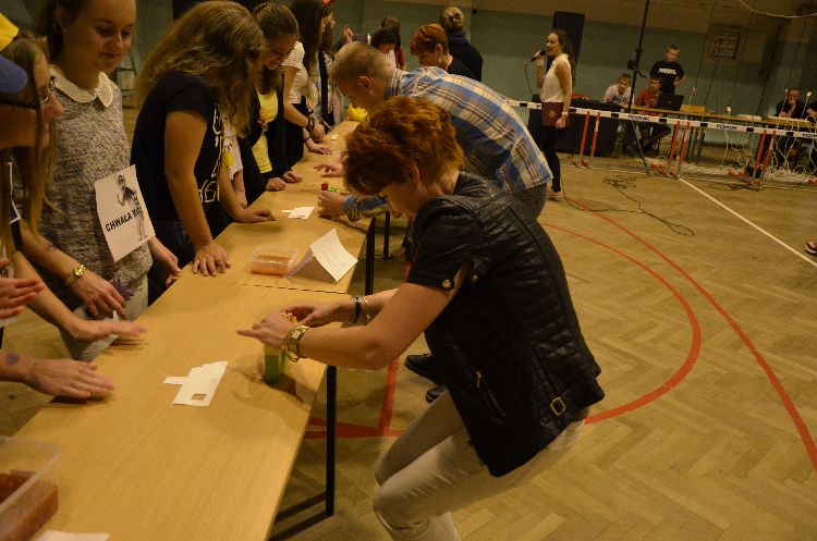 Kliknij, aby powiększyć fotkę.