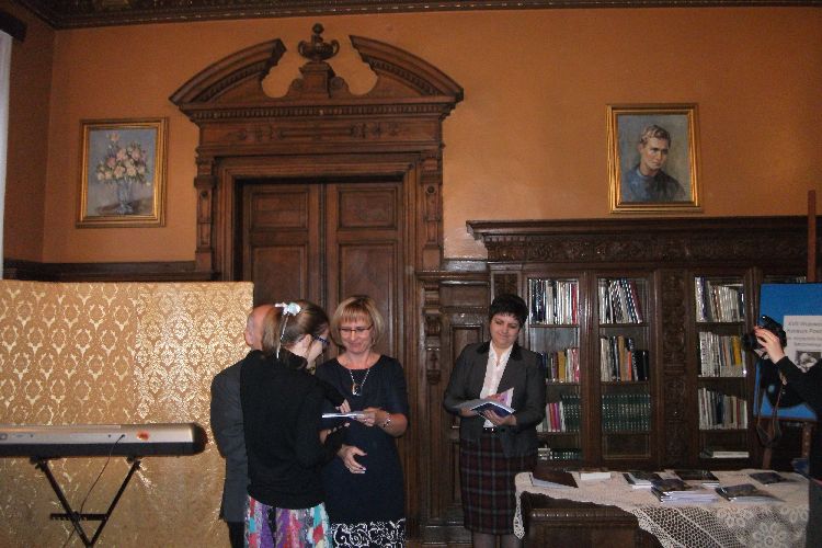 Kliknij, aby powiększyć fotkę.