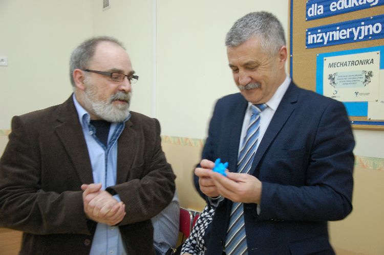 Kliknij, aby powiększyć fotkę.