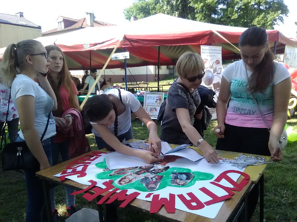 Kliknij, aby powiększyć fotkę.