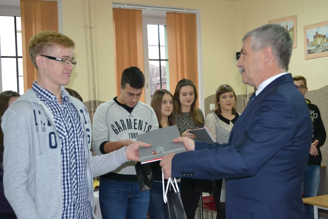 Kliknij, aby powiększyć fotkę.