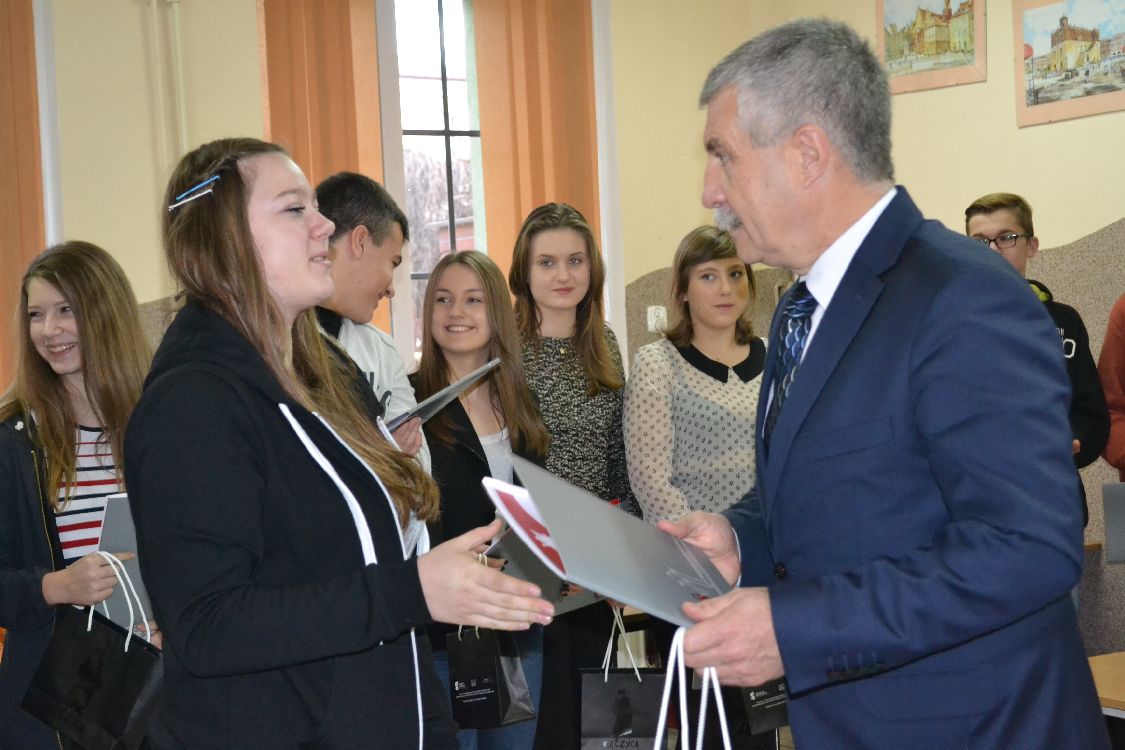 Kliknij, aby powiększyć fotkę.