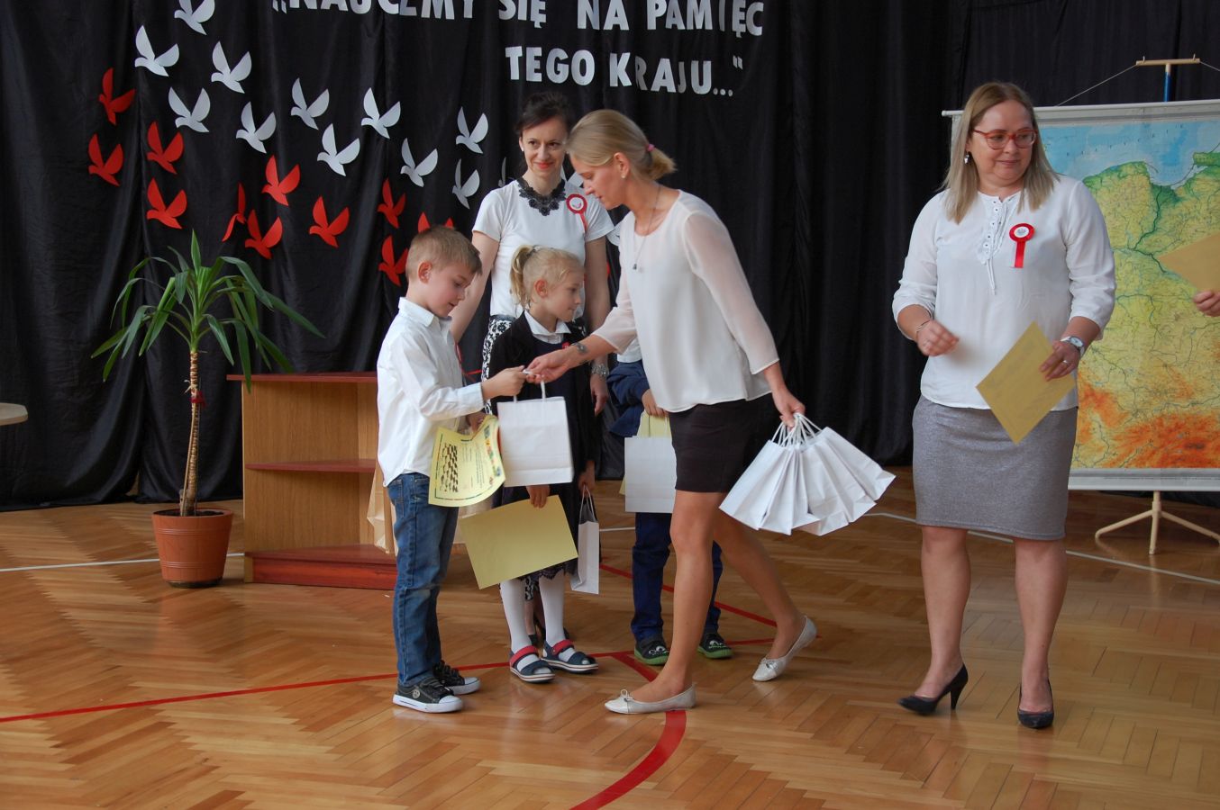 Kliknij, aby powiększyć fotkę.