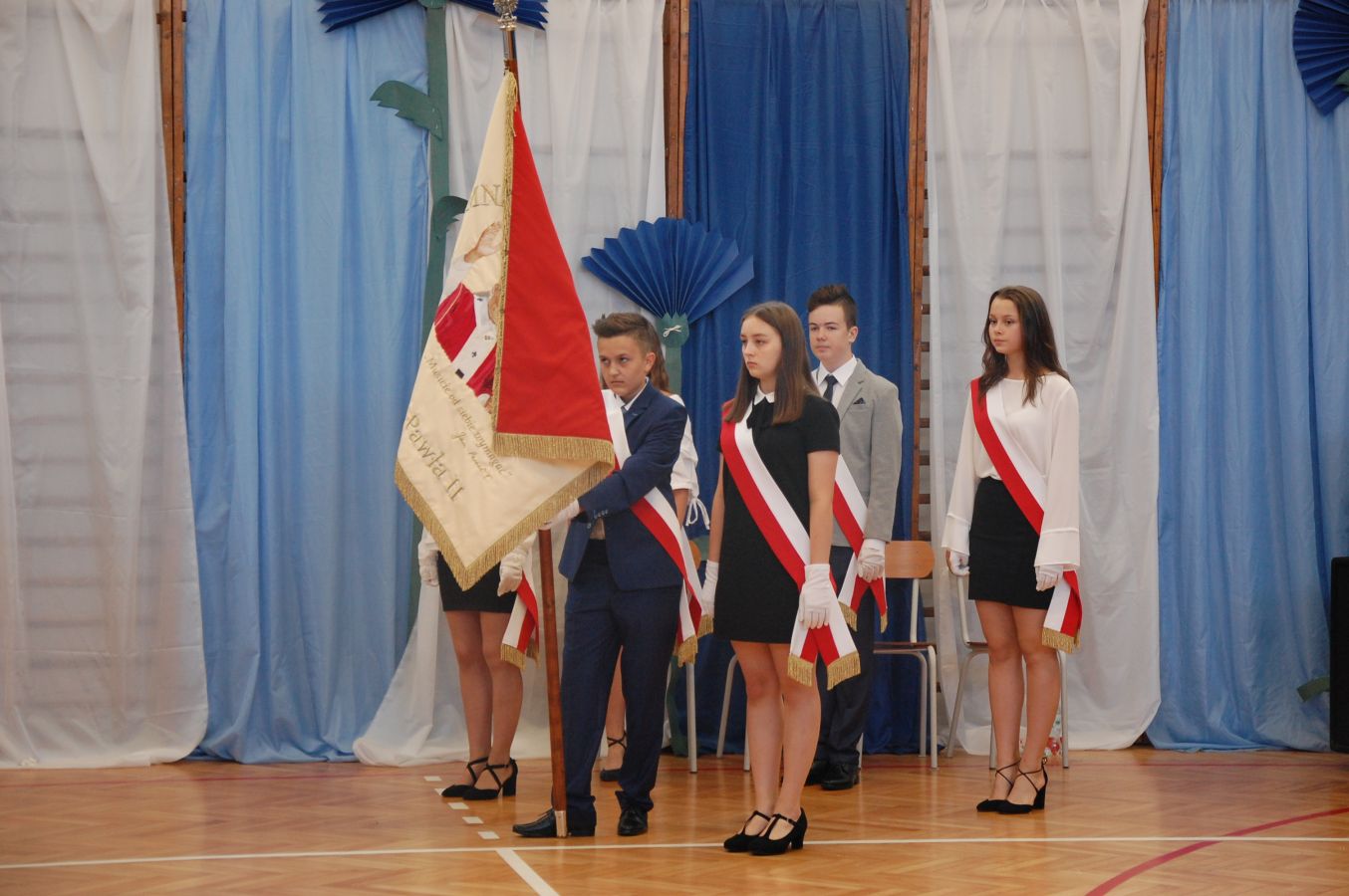Kliknij, aby powiększyć fotkę.