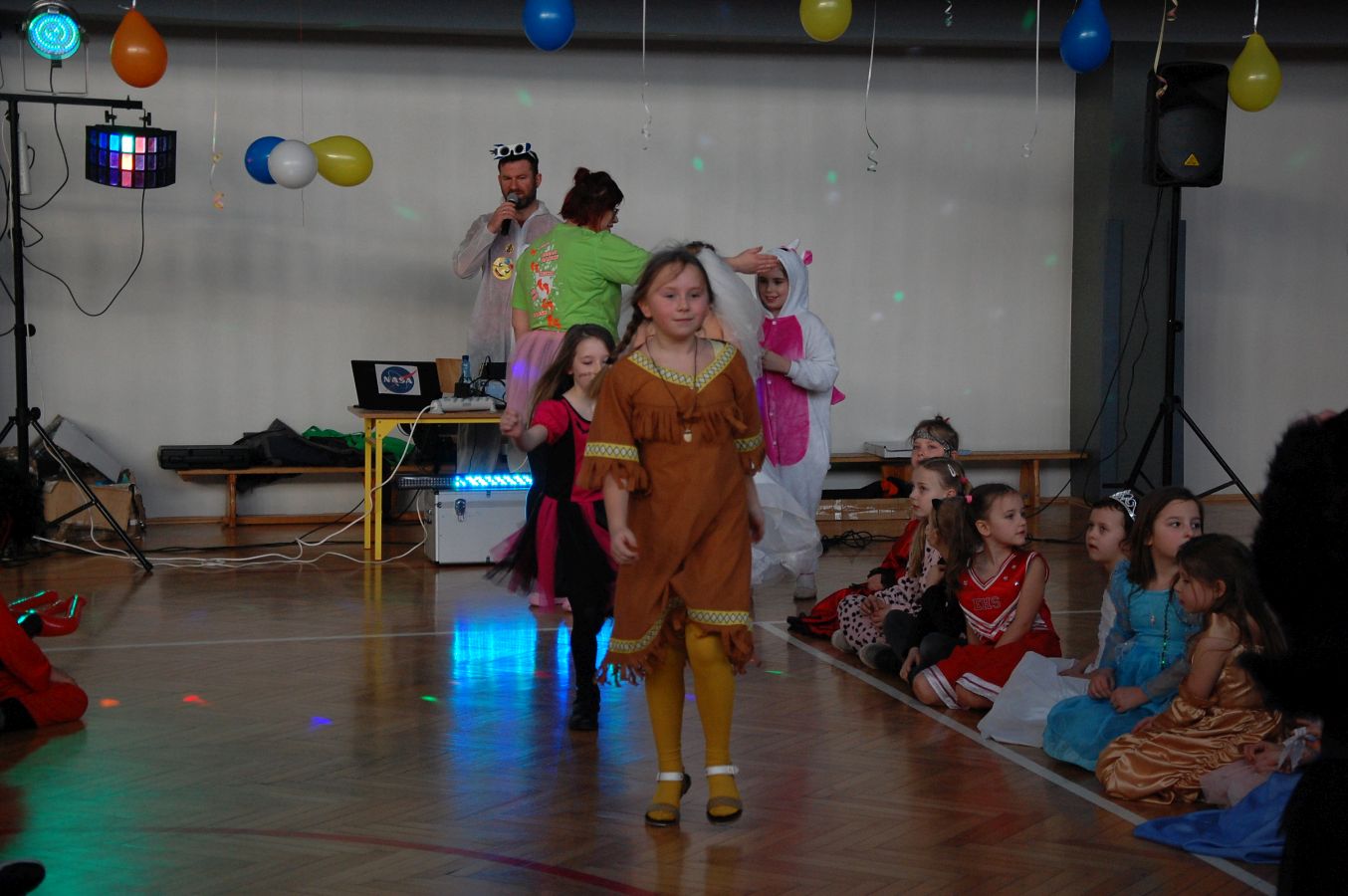 Kliknij, aby powiększyć fotkę.