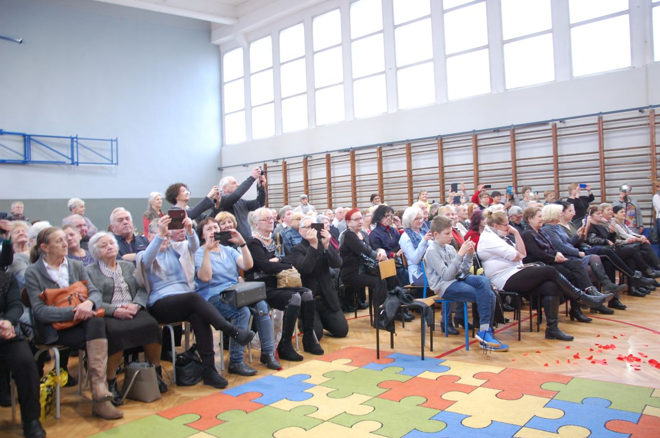 Kliknij, aby powiększyć fotkę.