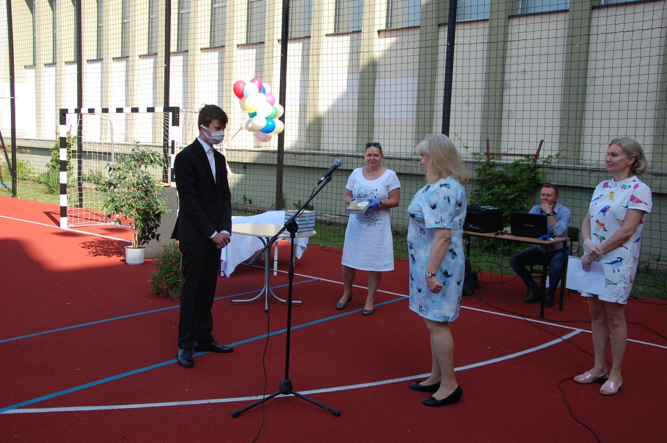 Kliknij, aby powiększyć fotkę.