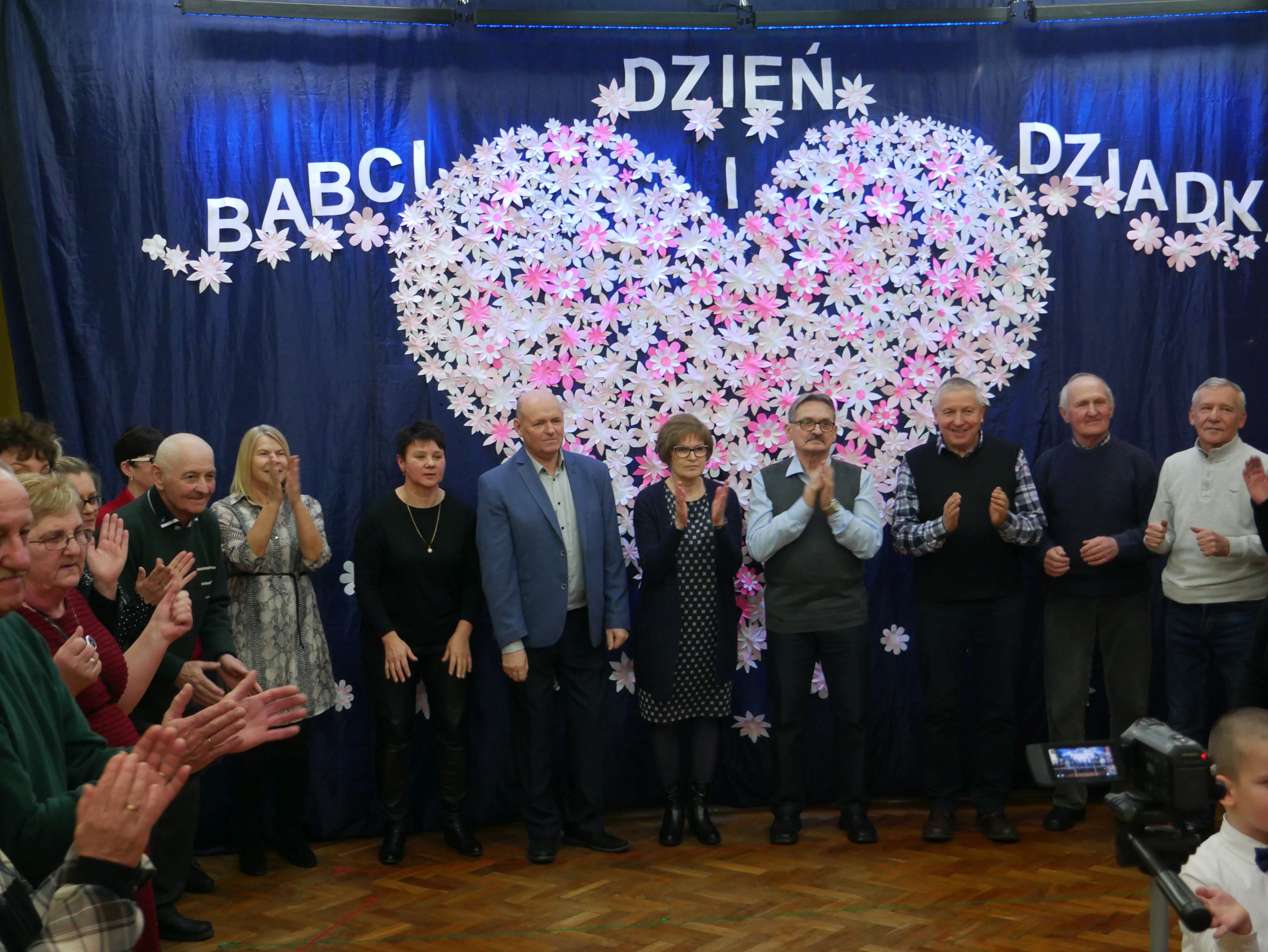 Kliknij, aby powiększyć fotkę.