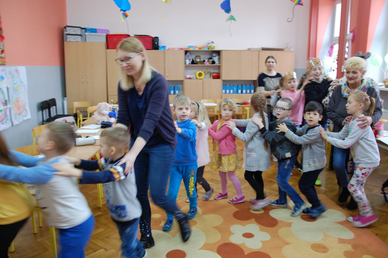 Kliknij, aby powiększyć fotkę.