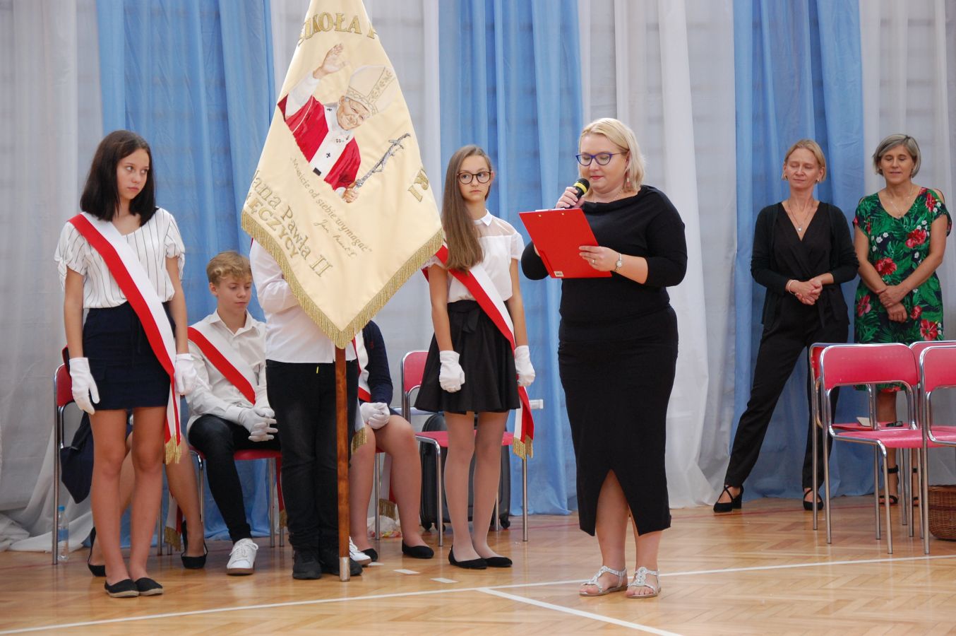 Kliknij, aby powiększyć fotkę.