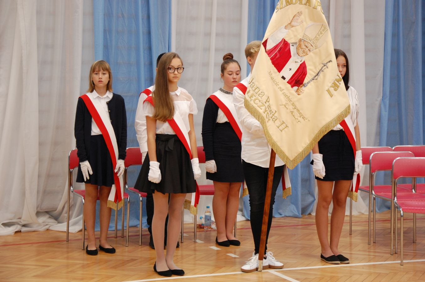 Kliknij, aby powiększyć fotkę.