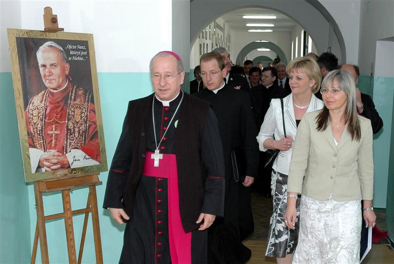 Kliknij, aby powiększyć fotkę.